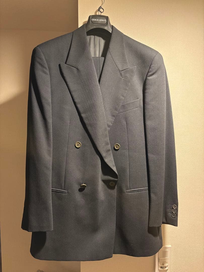 ジョルジオアルマーニ スーツ