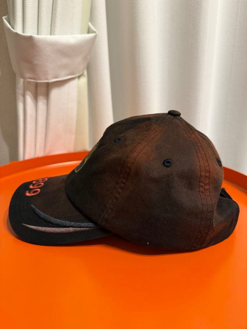 Ri　　travis scott × FCバルセロナ　コラボキャップ