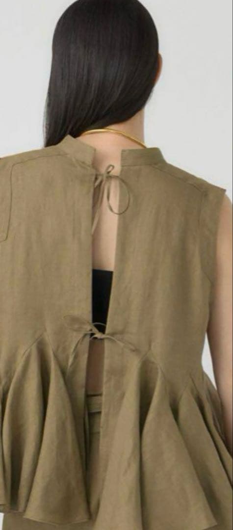 chaosチャンパカノースリーブ