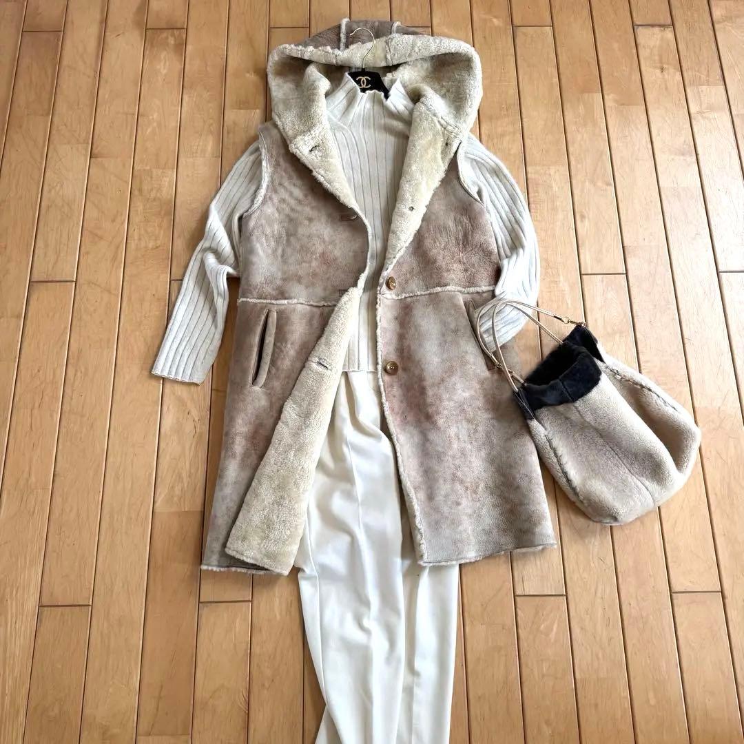 イタリア製羊革シープスキンムートン　ロングジレベスト