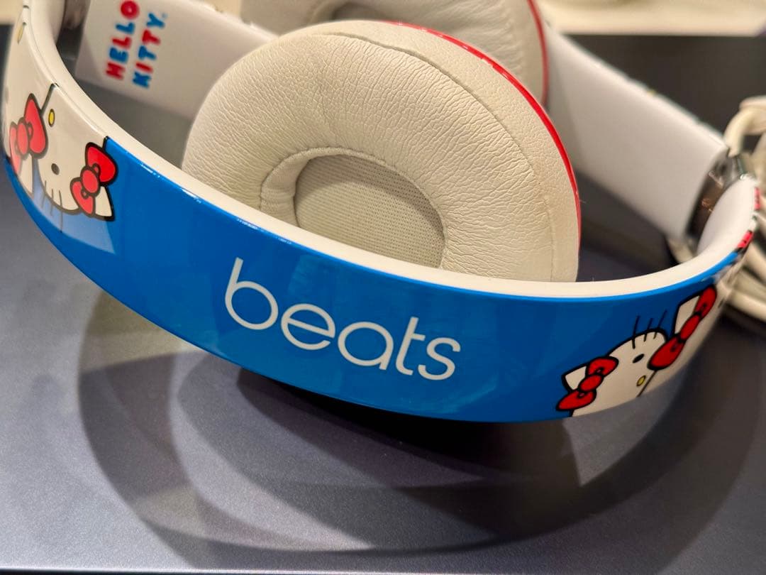 ヘッドホン Darkeyes Beats by Dr.Dre Hello Kitty