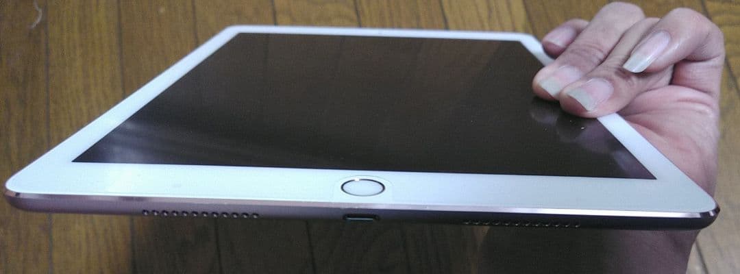 iPad Pro 9.7 128GB simフリー 美品 バッテリー97%