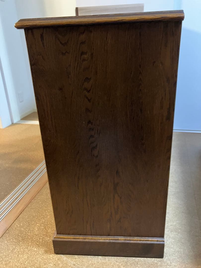 電*子様 MITSUKOSHIの高級家具Bruggeのオーク材 4段９杯チェスト