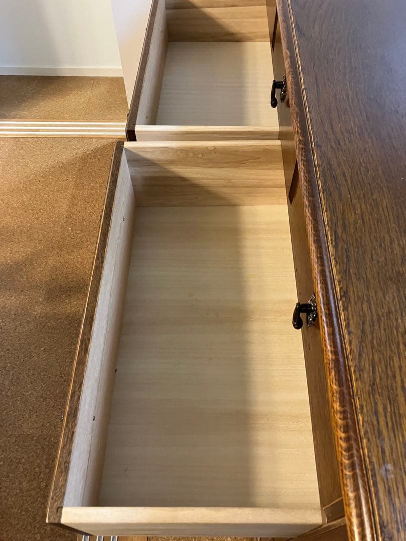 電*子様 MITSUKOSHIの高級家具Bruggeのオーク材 4段９杯チェスト