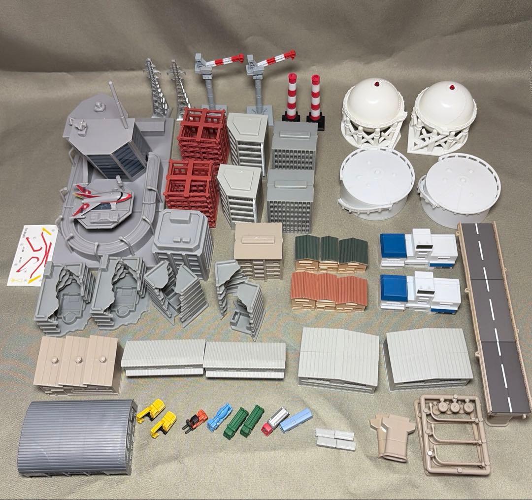 ジオラマセット　科学特捜隊基地、アルティメットストラクチャー