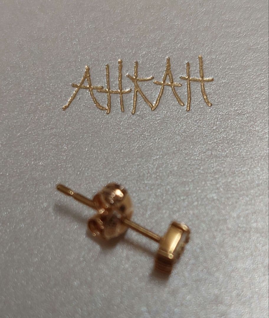 ✨現行品✨　AHKAHアーカーモザイクリュール ピアスk18　Au750