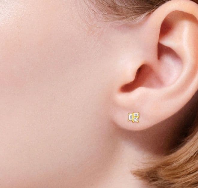 ✨現行品✨　AHKAHアーカーモザイクリュール ピアスk18　Au750