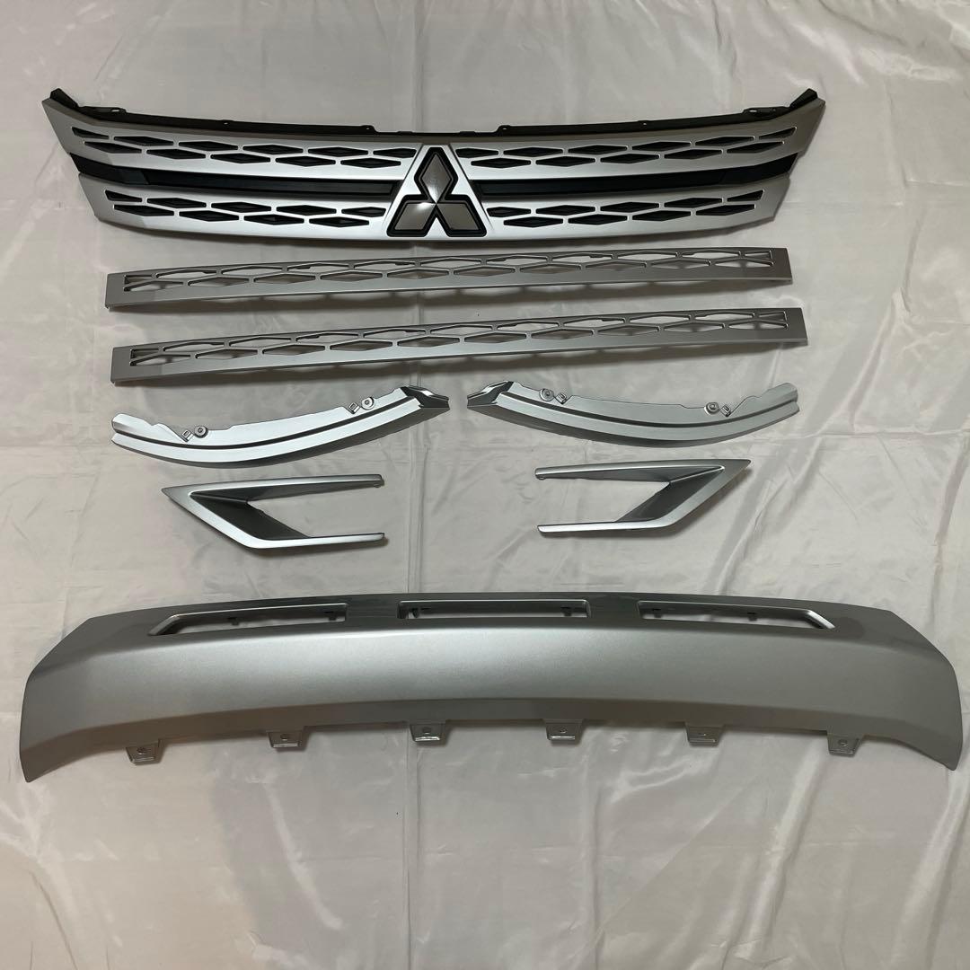 デリカD:5フロントグリルセット