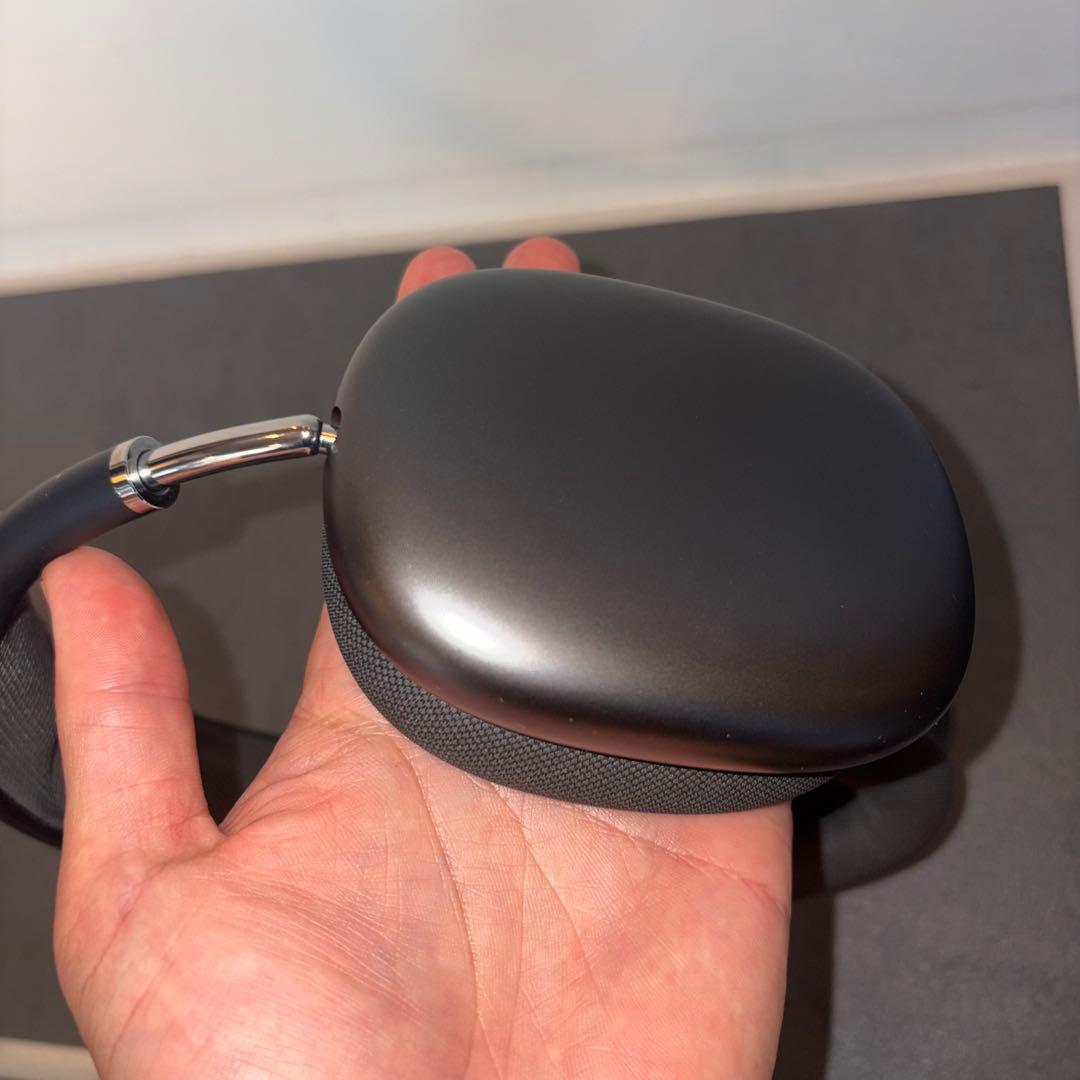 Airpods Max スペースグレイ 第一世代 ライトニング カバーあり