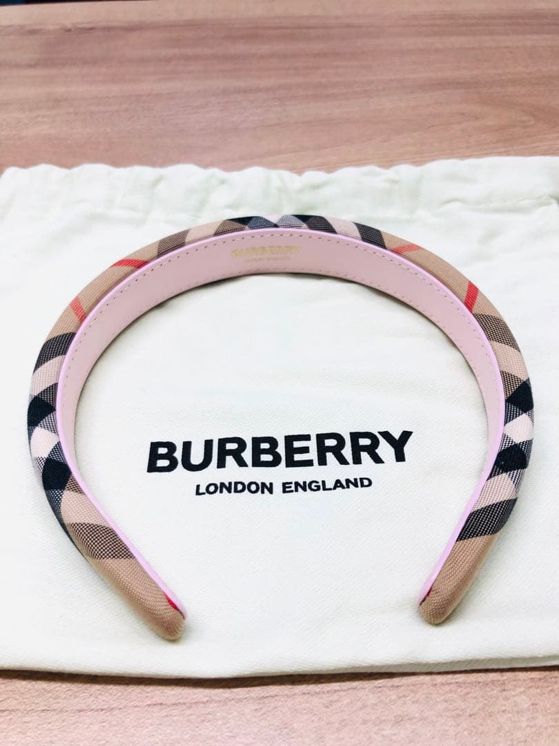 未使用品！ バーバリー カチューシャ チェック