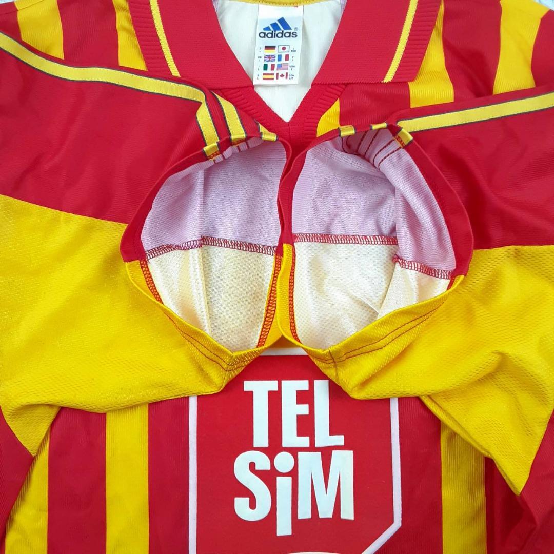 美品◎adidas アディダス 応援用ユニフォーム ガラタサライ 万国旗タグ
