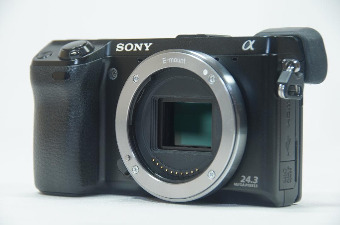 【極美品】 SONY NEX-7 ミラーレス 一眼カメラ S回数9,992回