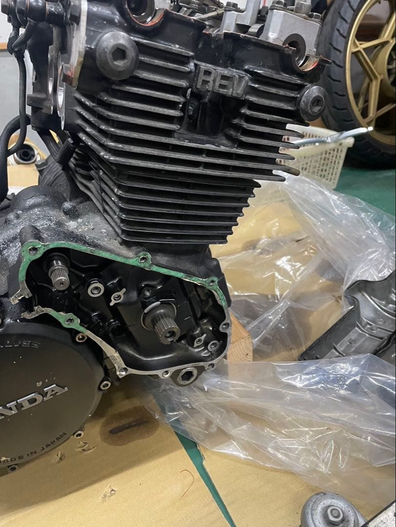 ホンダ CBR400F エンジン