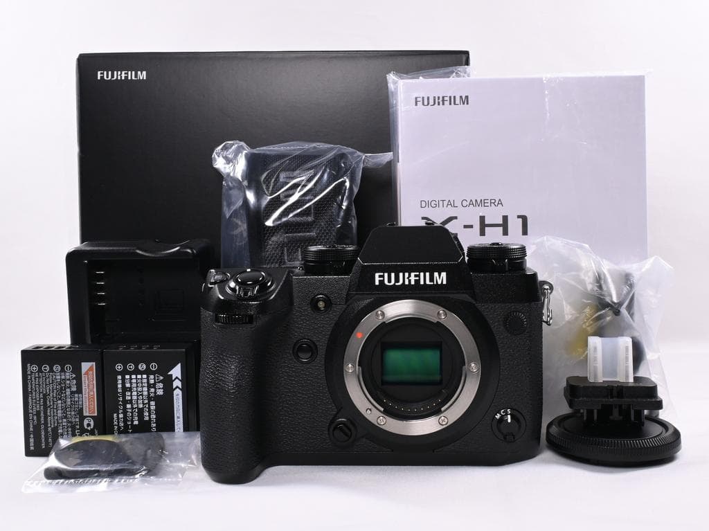 【超美品】 フジフイルム　FUJIFILM X-H1 ボディ《ショット数541》