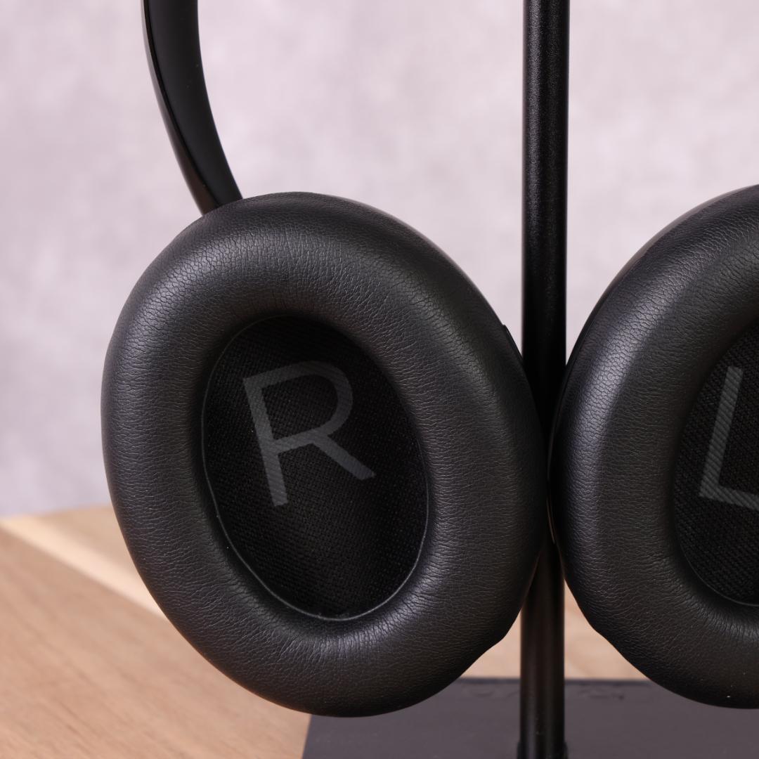 【ほぼ新品】Bose ボーズ ノイズキャンセリング ヘッドフォン　NC700