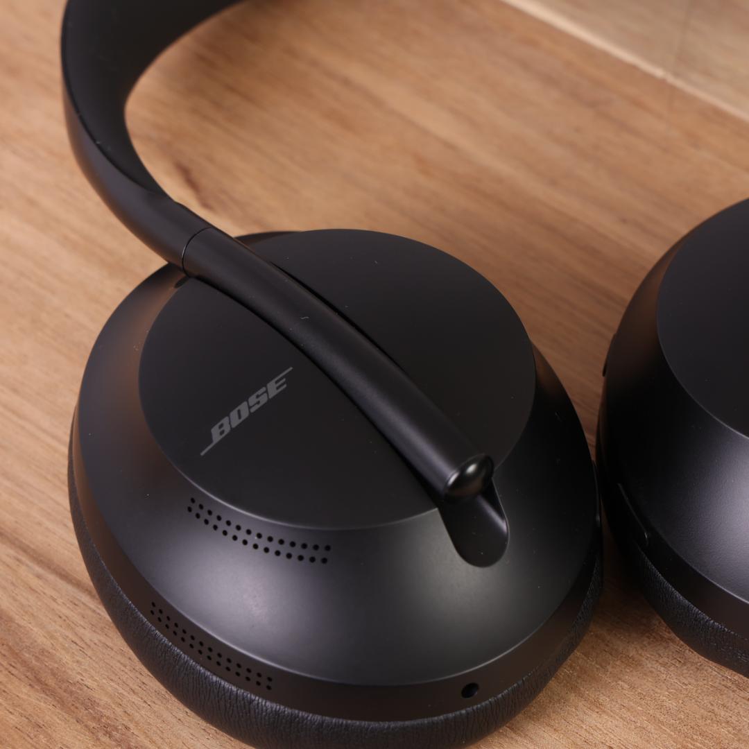 【ほぼ新品】Bose ボーズ ノイズキャンセリング ヘッドフォン　NC700