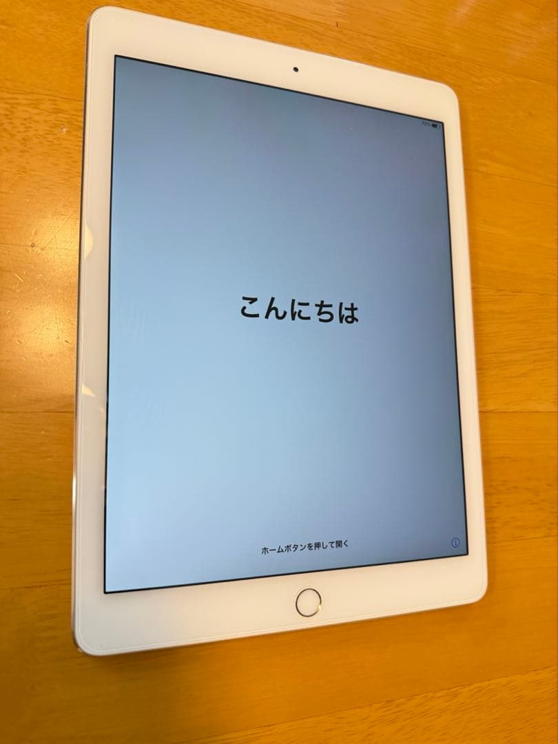 【美品】Apple iPad Air2本体 16GB シルバー 付属品有