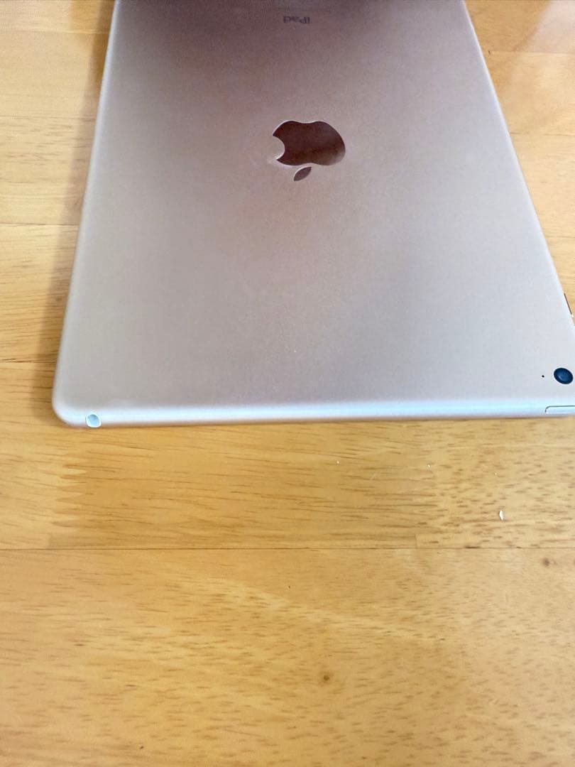 【美品】Apple iPad Air2本体 16GB シルバー 付属品有