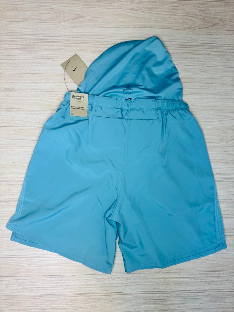 Nike ライトブルー ショートパンツ 新品タグ付き