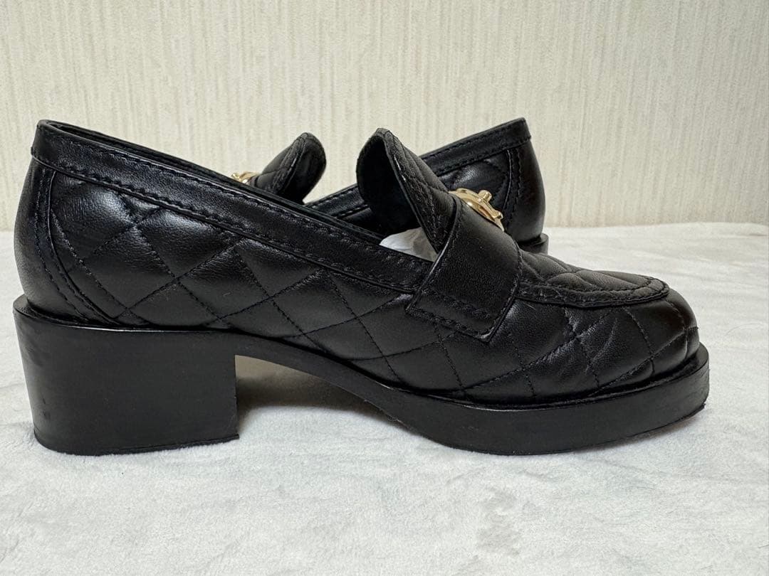 CHANELシャネル　ローファー　37