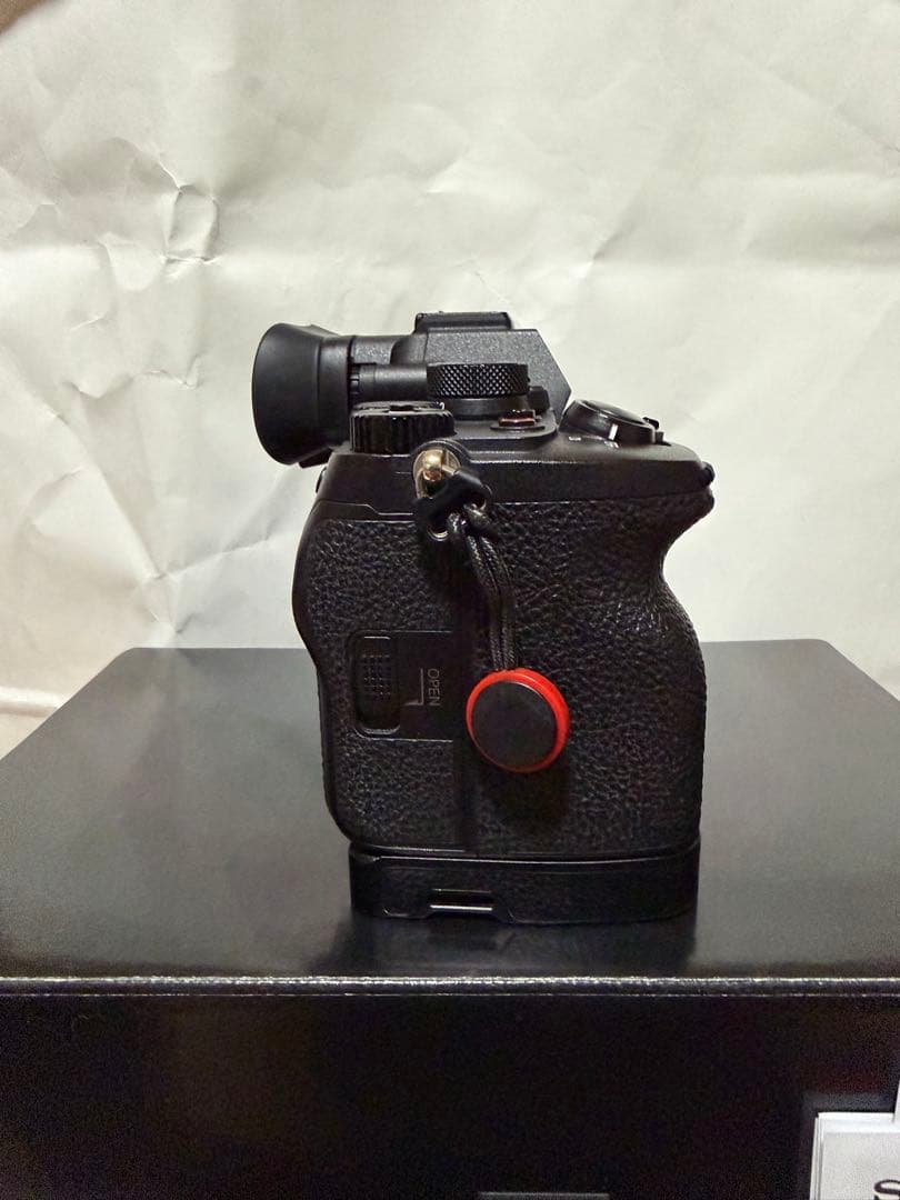 SONY α7Ⅳ 【極美品】スモールリグ他　おまけ多数あり　ソニーミラーレス一眼