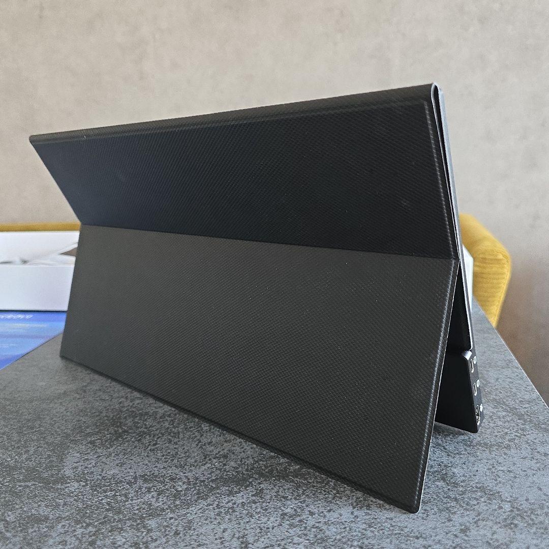 美品　ポータブルモニター USB-C接続　15.６インチ