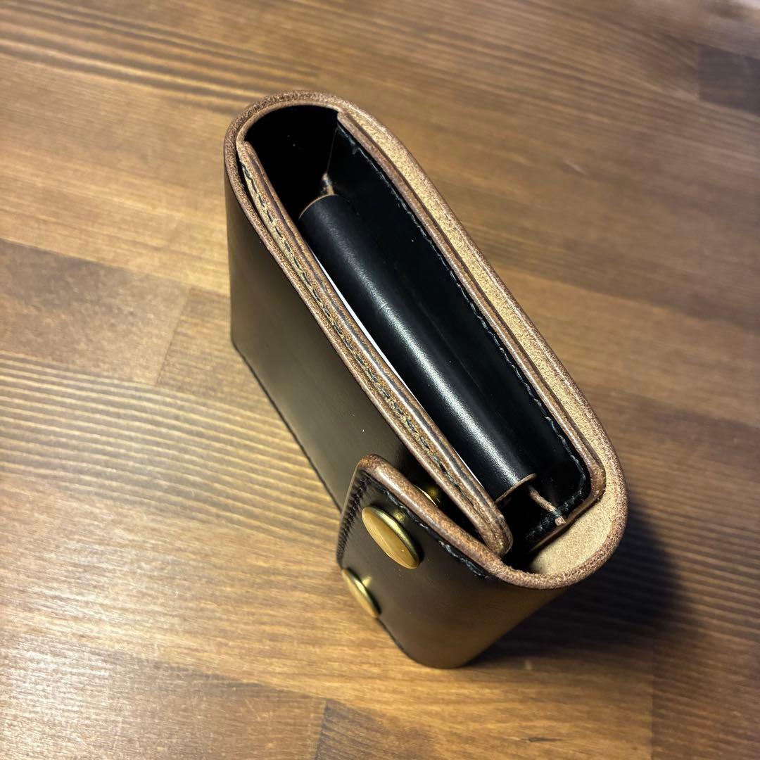 トラッカーウォレット　ハーフタイプ　ホーウィン社　クロムエクセル　二つ折り