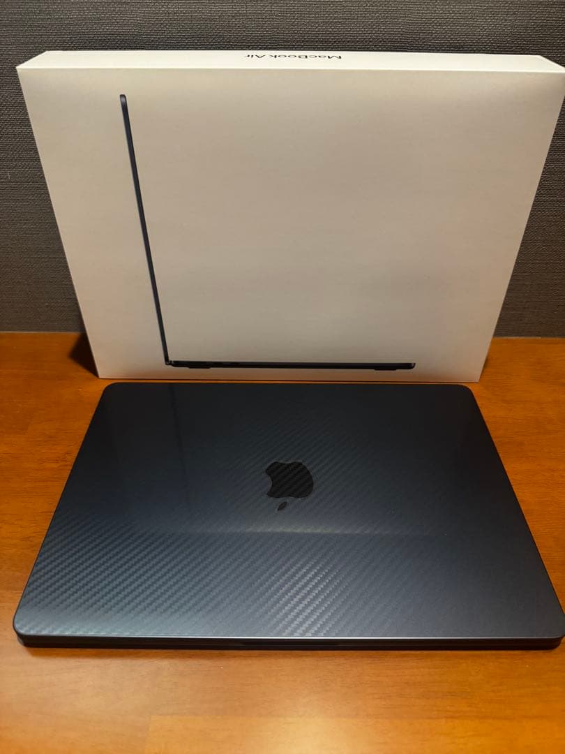 MacBook Air 13インチ M2 256GB CASETiFY