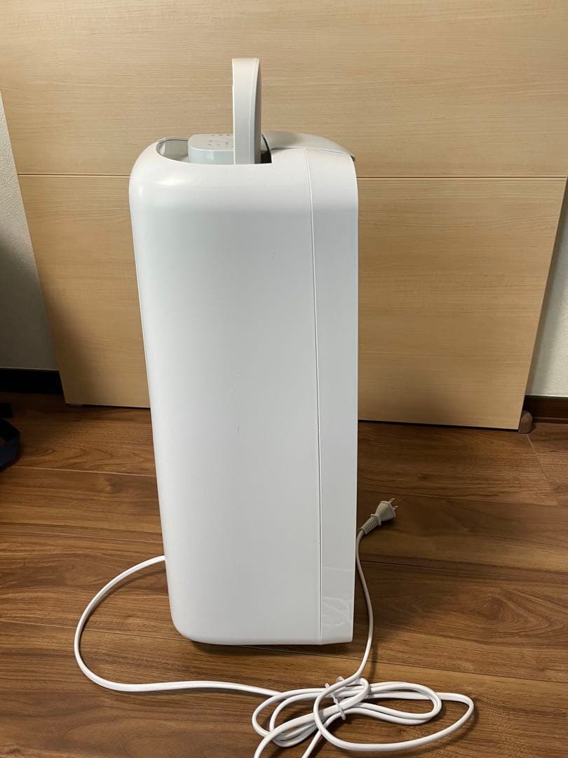 SHARP 除湿機 衣類乾燥機　プラズマクラスターCV-P71-W