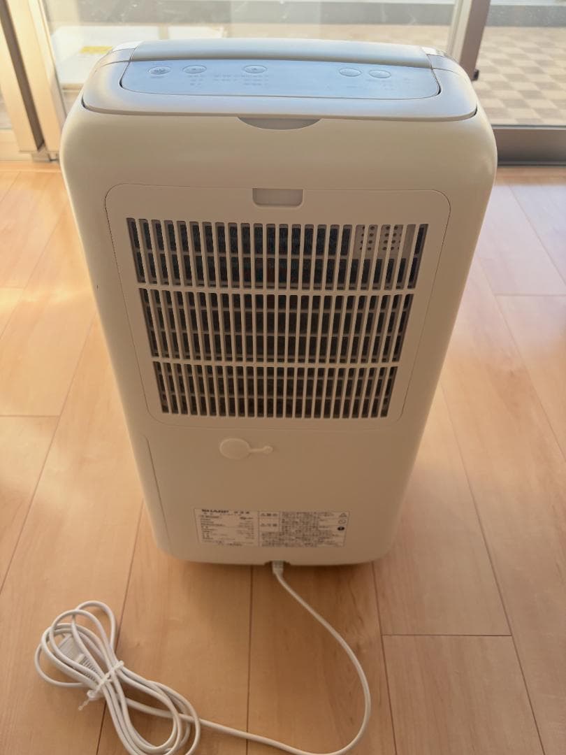 SHARP 衣類乾燥除湿機 CV-N71-W プラズマクラスター7000搭載