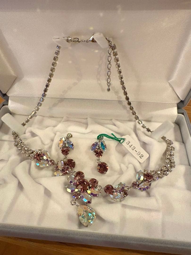 AIMER スワロフスキー　ネックレス＆イヤリング セット