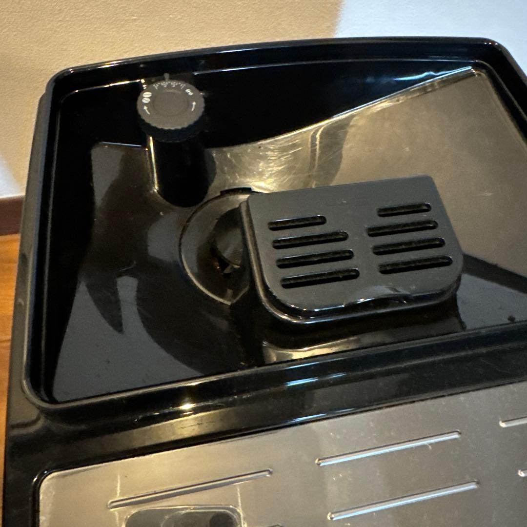 デロンギマグニフィカS コンパクト全自動コーヒーマシン　ECAM23120