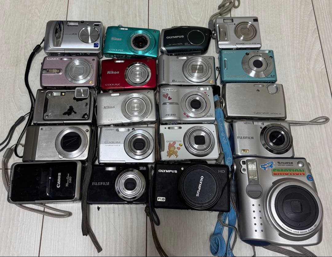 デジタルカメラ　20点セット　(未確認) (ジャンク品)