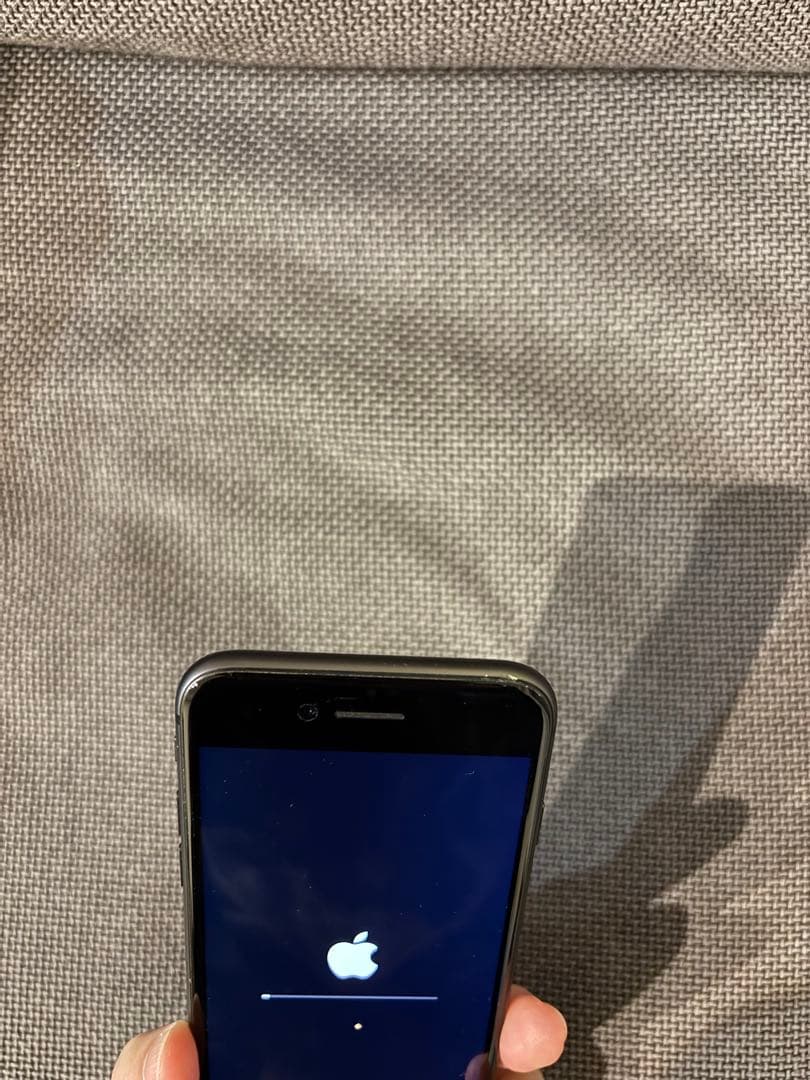 Apple iPhone 8 64G ブラック 本体