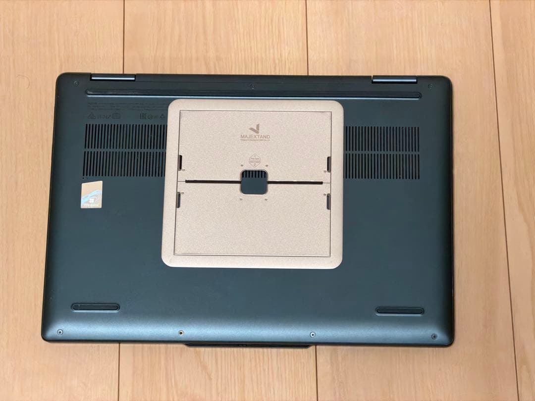 Lenovo Yoga 7i Gen 8 : スタンダード