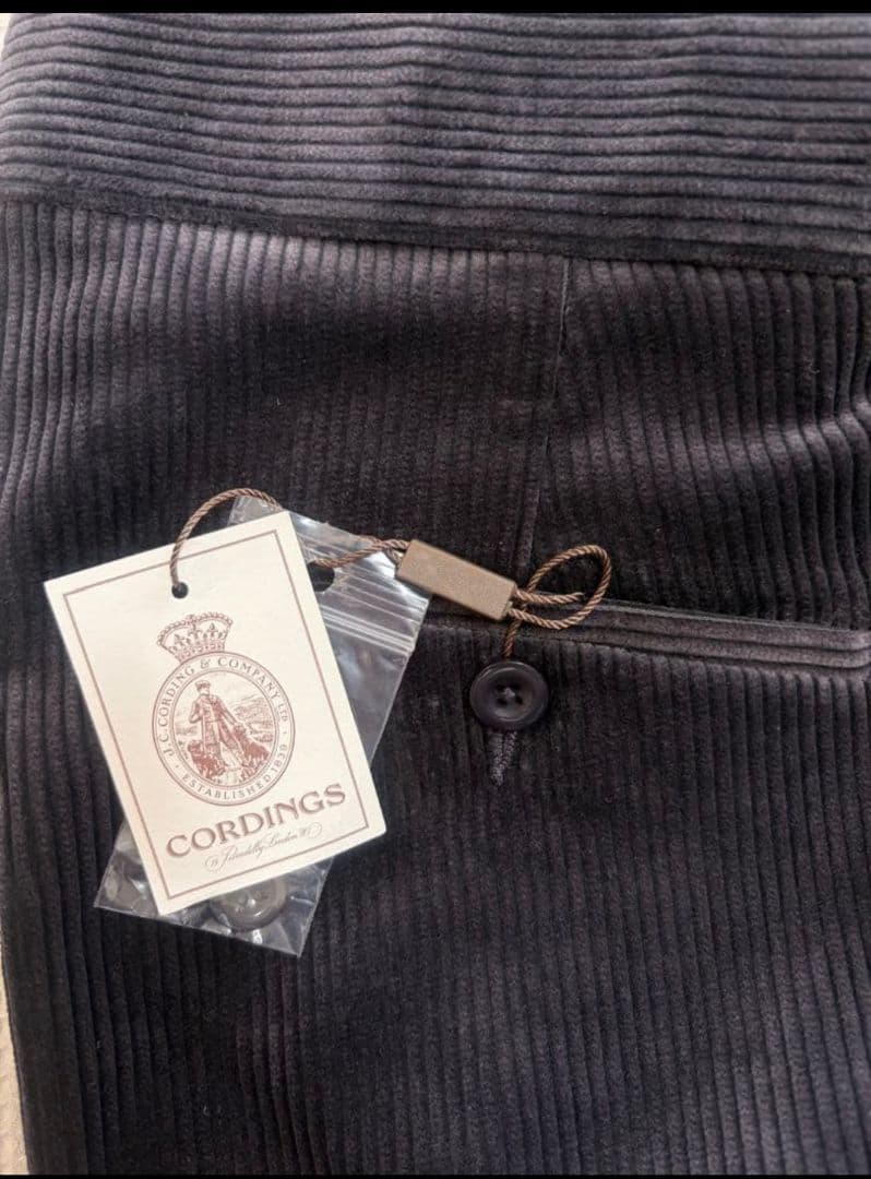 新品　コーディングスCORDINGS　グレーコーデュロイスラックス サイズ３２