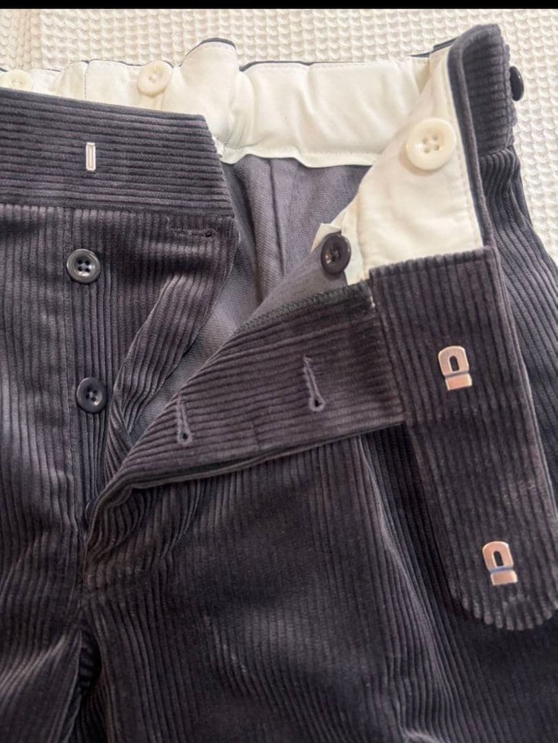 新品　コーディングスCORDINGS　グレーコーデュロイスラックス サイズ３２