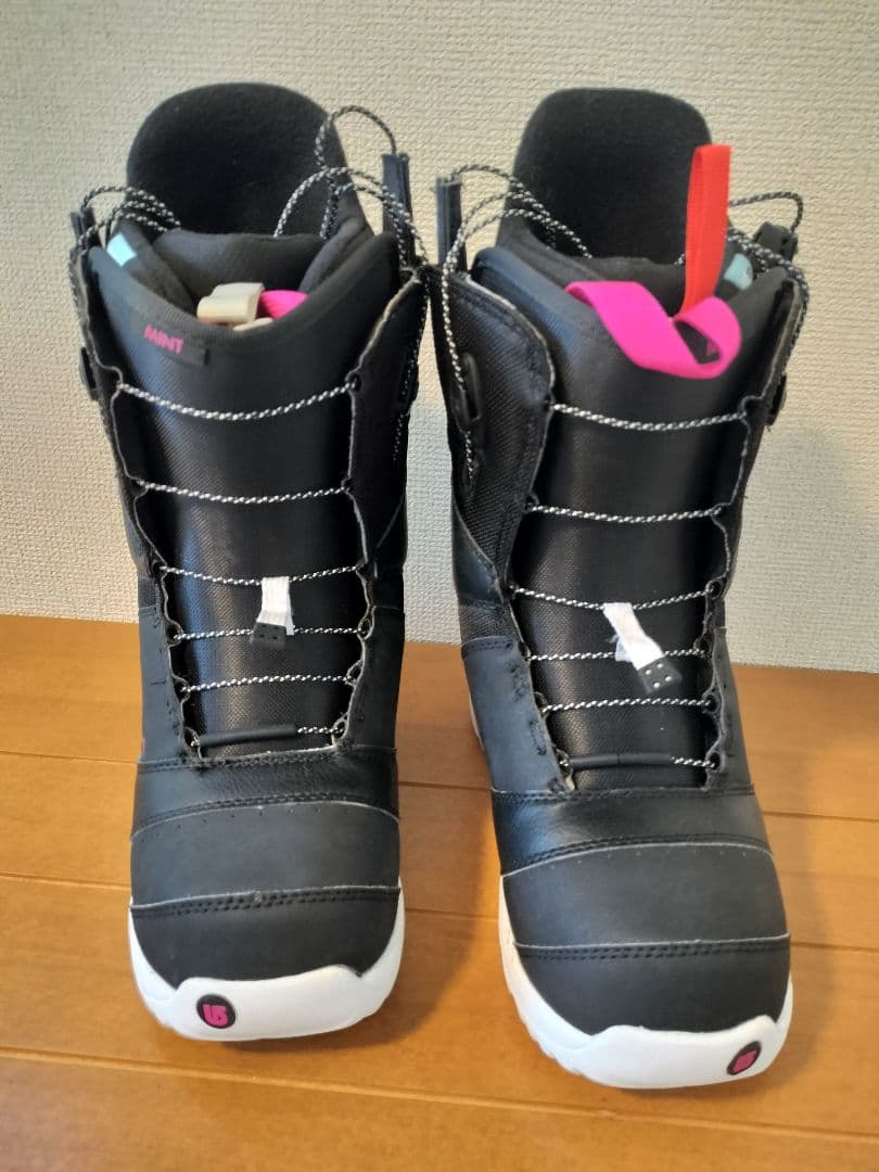超美品 BURTON バートン Mint スノーボードブーツ 23.5cm