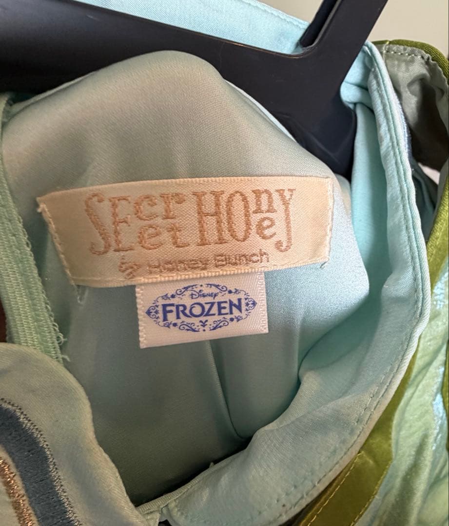 2月5日限定価格　ブランドタグあり　アナと雪の女王 スケートアナ ドレス 美品