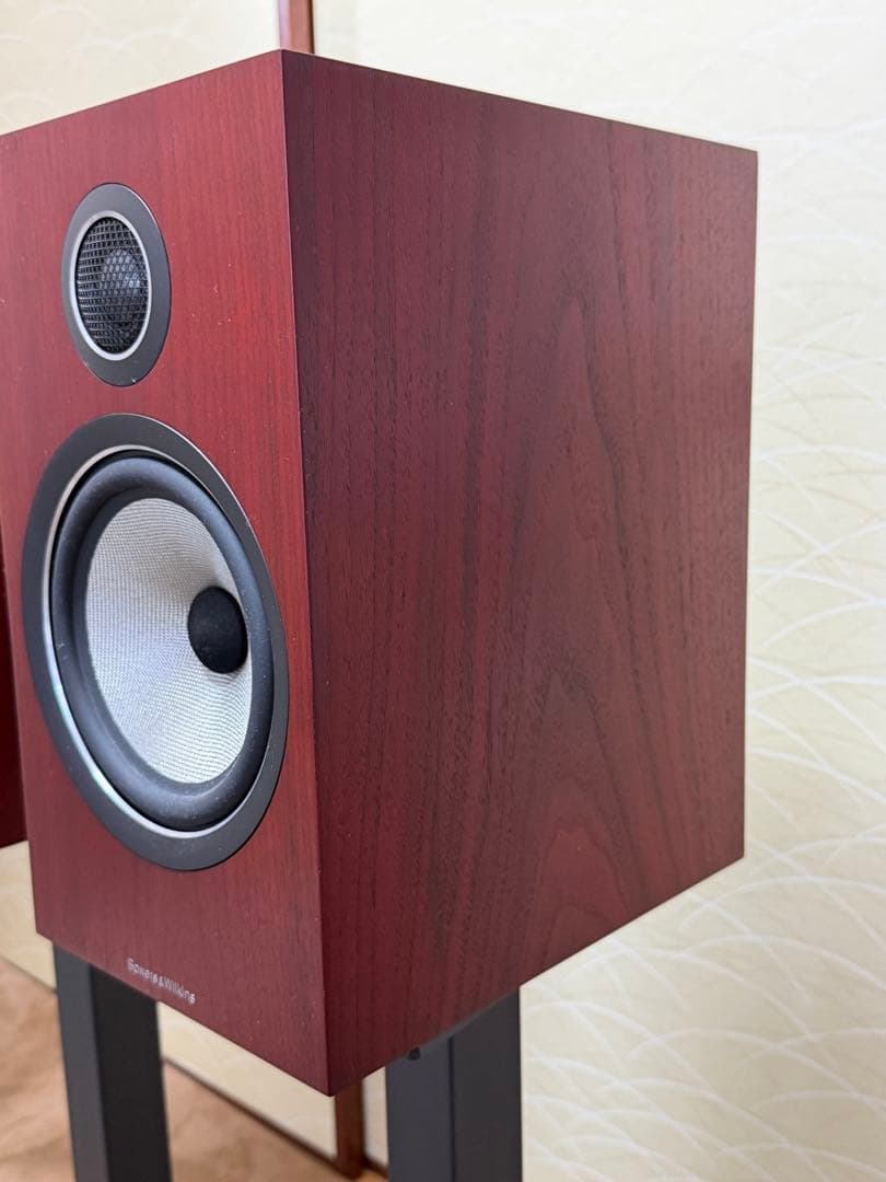Bowers & Wilkins 706 S2 スピーカー