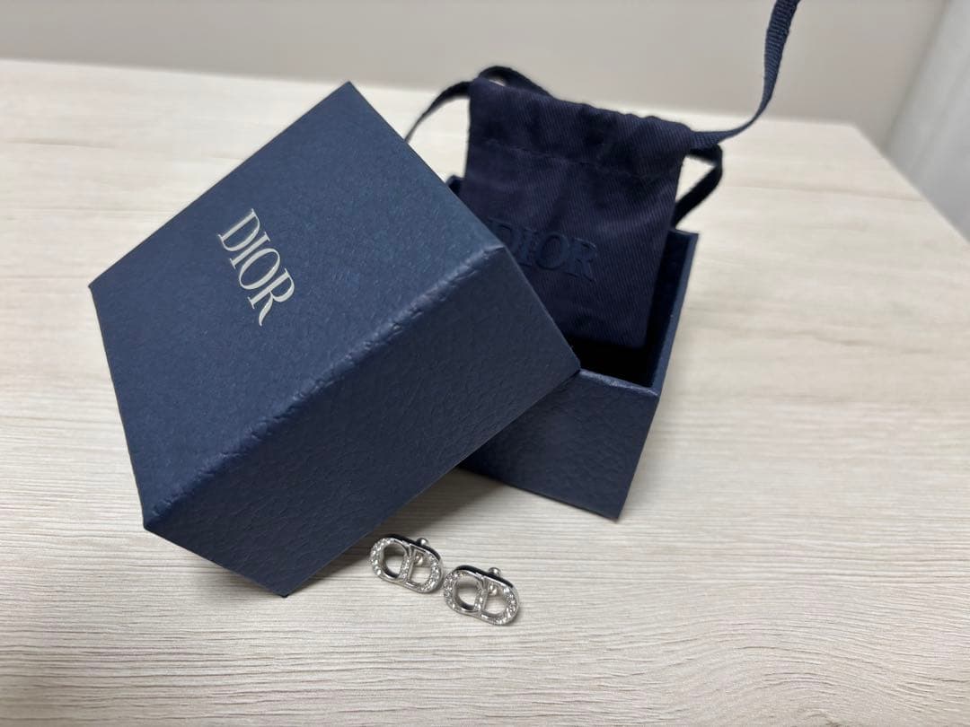 DIOR CD Icon ピアス