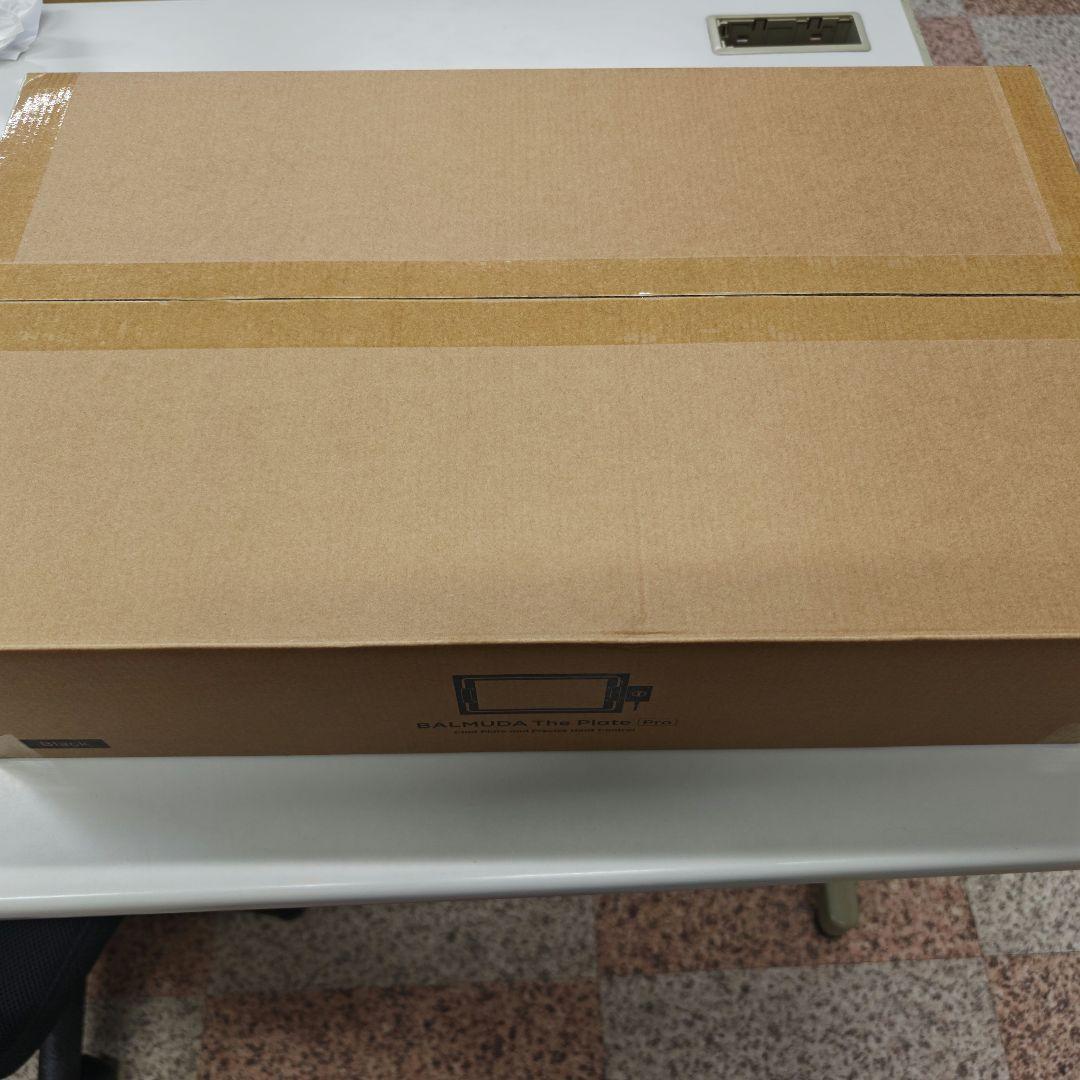 【送料込】バルミューダ　ホットプレート 新品　BALMUDA The Plate