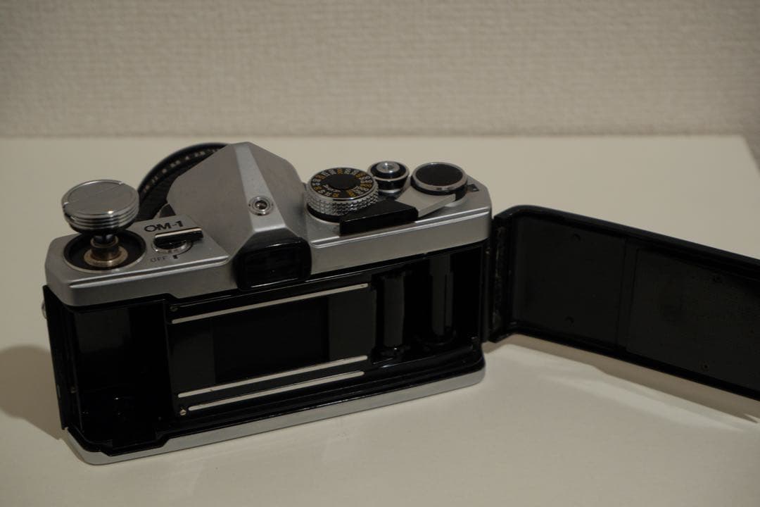 【美品】OLYMPUS OM-1 と標準レンズ50mm セット