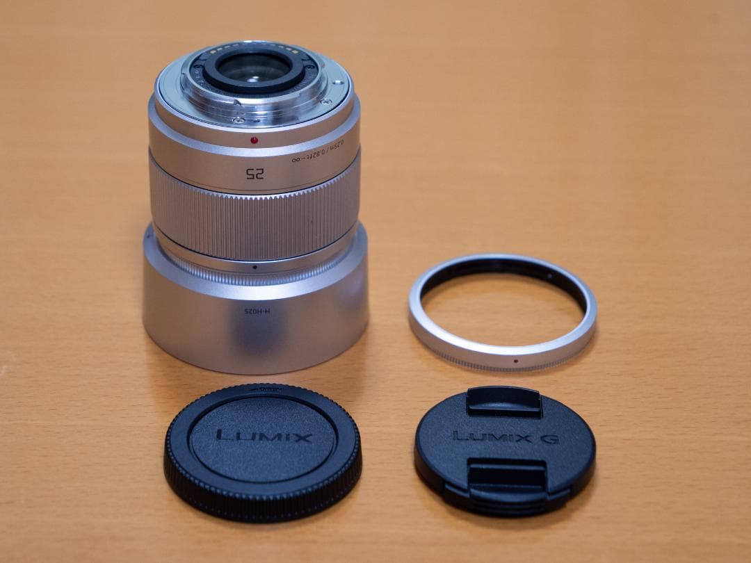 Panasonic LUMIX G 25mm F1.7 ASPH. シルバー