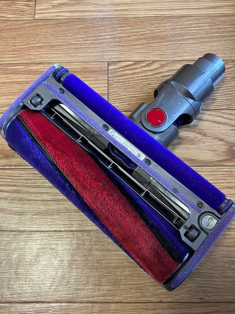 Dyson V10 Fluffy SV12 コードレスクリーナー スタンド付き