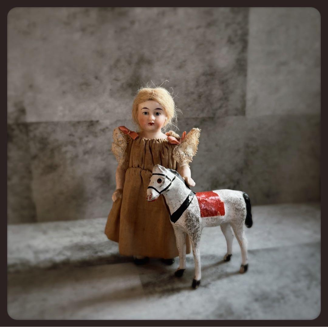 アンティーク 三つ編みの少女オールビスクドール ミニョネット