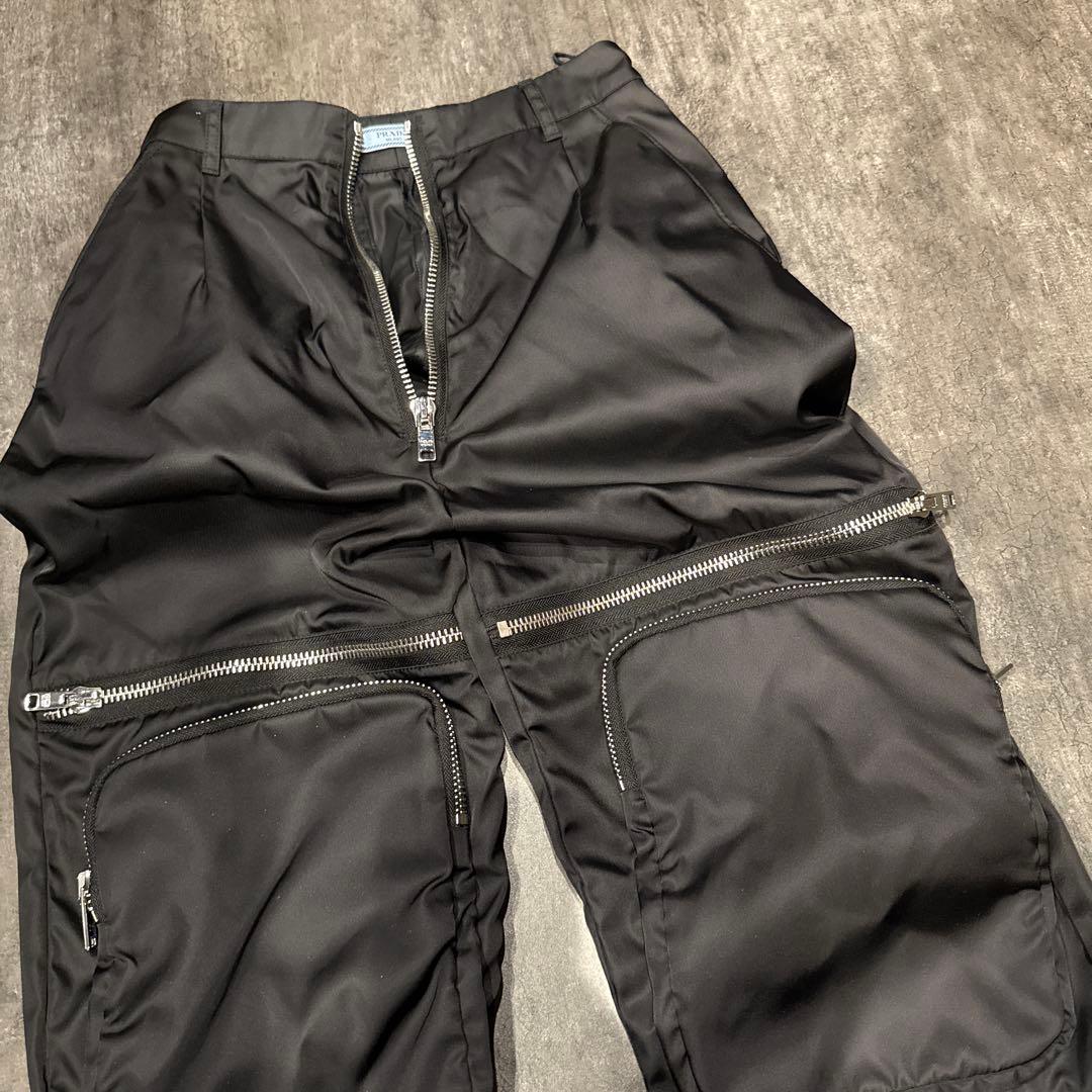プラダ　PRADA ナイロンパンツ