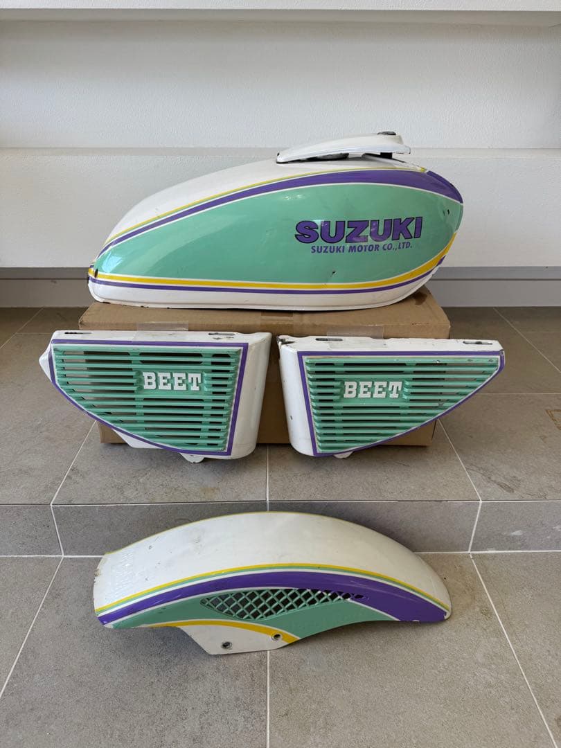 純正タンクGS400 当時　ＢE ETサイド、フェンダーセット