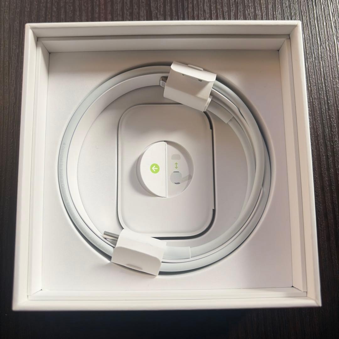 AirPods pro 第2世代　ホワイト 充電ケーブル付き