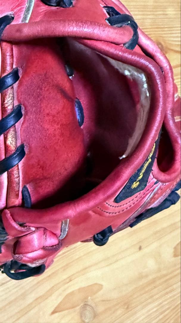 ⭐️値下げ⭐️軟式グローブ　特殊重心　Greedy